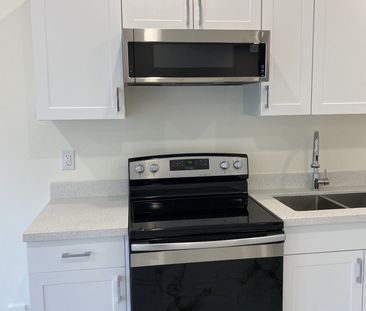 For Lease - 50 Sharonview Crescent, East Gwillimbury, Ontario - Photo 3