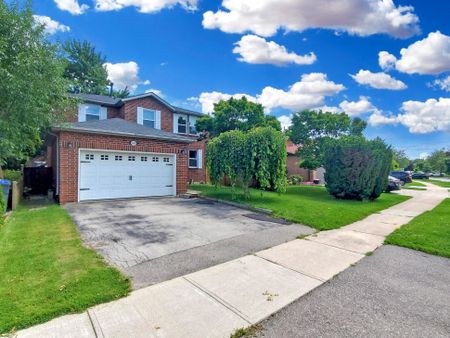 For Lease - 3400 Drummond Road, Mississauga, Ontario - Photo 2