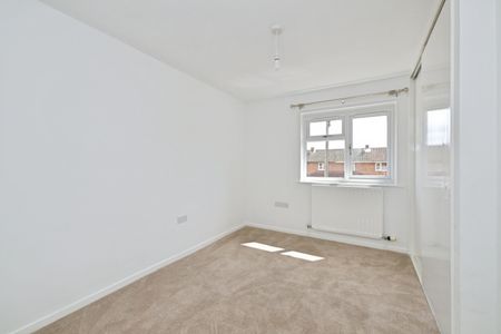 Lale Walk, Peterborough, Wittering - Photo 4