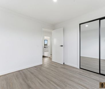 9/6 Blake Court, Truganina, Vic 3029 - Photo 5