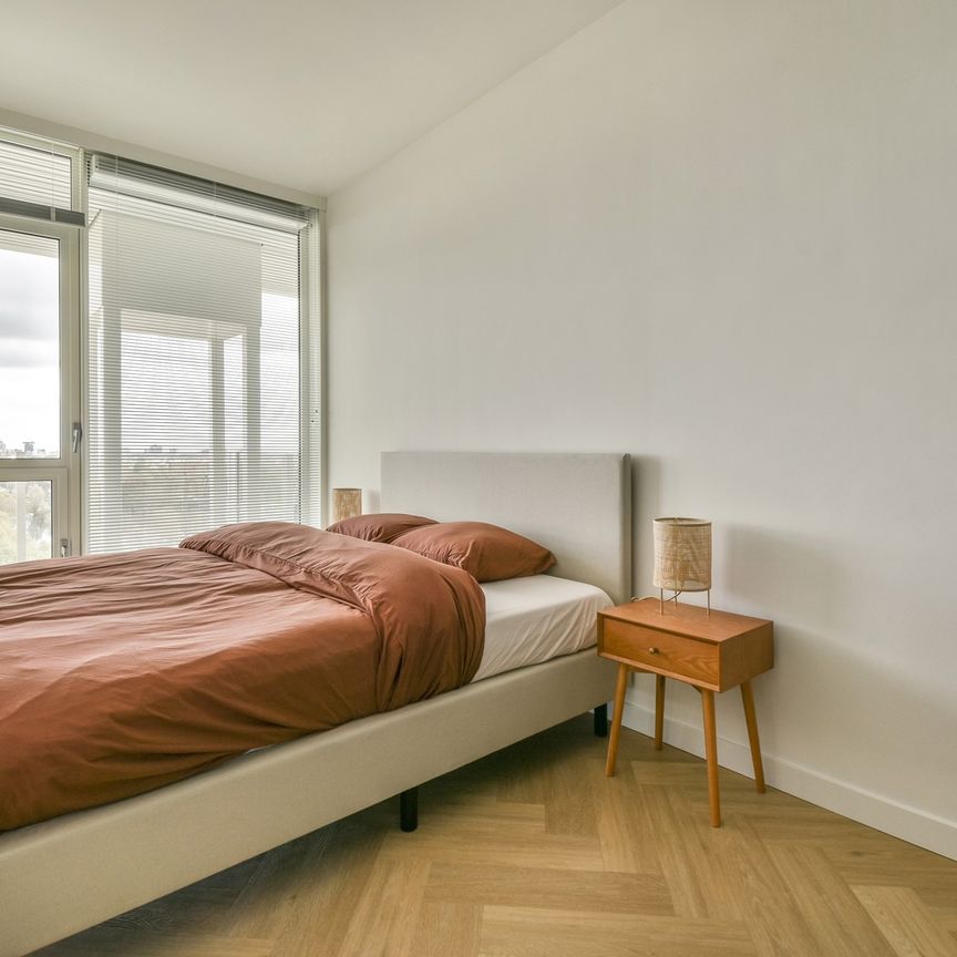 For rent: Haarlemmerweg 484, 1014 BL Amsterdam - Photo 1