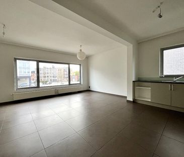 Hedendaags 2 slpk appartement met terras - Photo 1