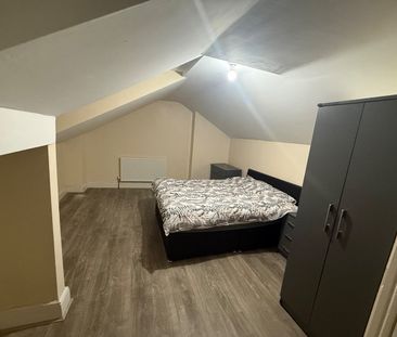 Room in a Shared House, Whateley Road, B21 - Photo 4