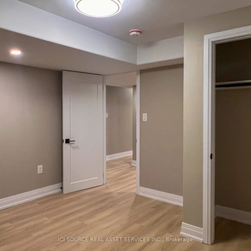 30 Swanhurst Boulevard #Lower - Photo 1