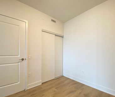 For Lease - 202 Burnhamthorpe Road Unit# 901, Mississauga, Ontario - Photo 5