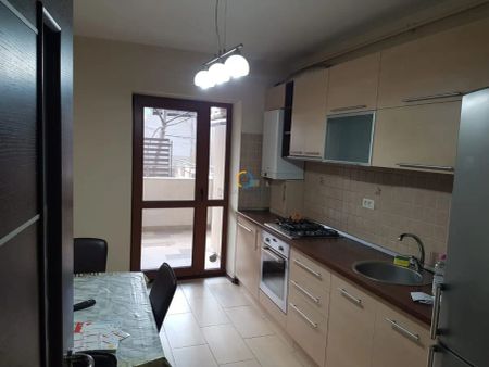 Apartament doua camere Ultracentral, cu garaj subteran - Photo 3