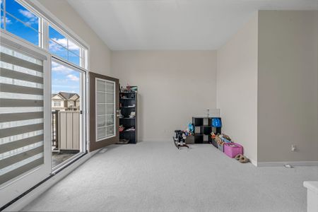 For Lease - 121 Oakmont Drive, Loyalist, Ontario - Photo 5