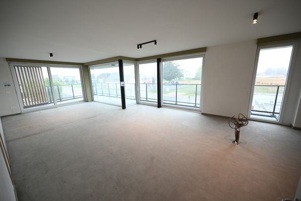 RUIM (125,75m²) 3-slpk-HOEKappartement met OPEN ZICHT op VELDEN! - Photo 1