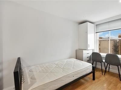 Courtfield Gardens, SW5 - Photo 5