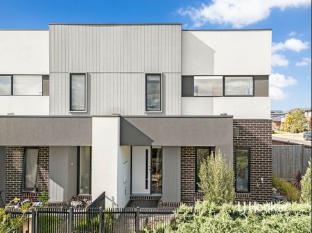 24 Palmerston Walk, Werribee VIC, Belconnen - Photo 5