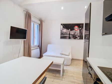 T2 - MEUBLE - 28 m2 - 69007 - LYON - Photo 2