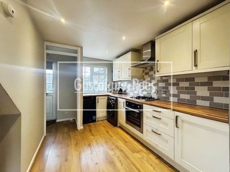 Maybrook, Chineham, Basingstoke, RG24 - Photo 3