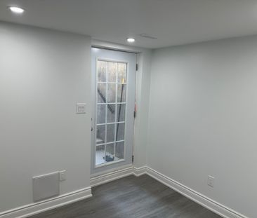 For Lease - 6903 Cumberland Court Unit# Unit 1, Niagara Falls, Ontario - Photo 4