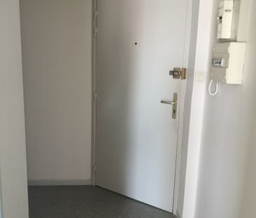 Location Appartement 1 pièce 29m² CALAIS 62100 - Photo 5