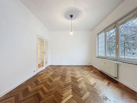 Appartement met twee slaapkamers in Ixelles - Photo 4