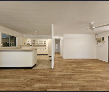 128 English Street, Manunda, Qld 4870 - Photo 4