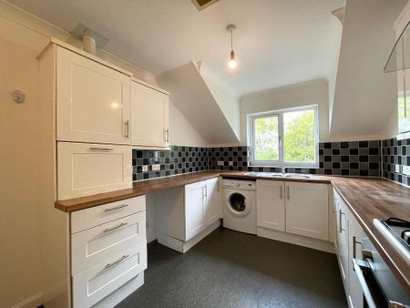 2 bedroom flat to rent - Photo 3