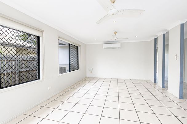 37 Warbler Crescent, Douglas - Photo 1