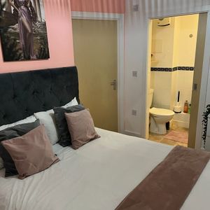 1 Bed Flat, Kimber House, SO14 - Photo 2