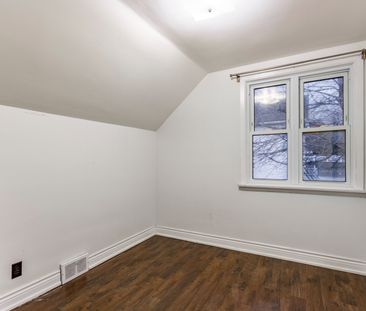 For Lease - 261 Barrie Road Unit# Main & Upper, Orillia, Ontario - Photo 4