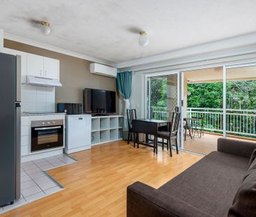 FURNISHED 1 BEDROOM APARTMENT - CLOSE TO AMENITIES - Photo 4