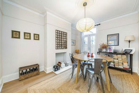 4 bedroom terraced house to rent - Photo 3