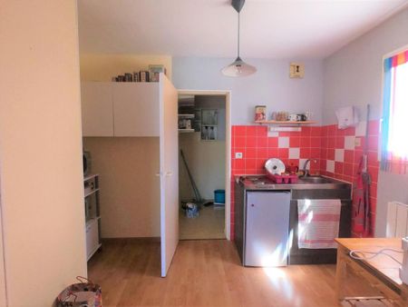 Location Appartement 2 pièces 51m² POITIERS 86000 - Photo 5