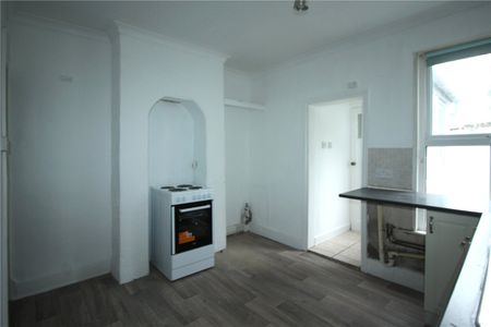 2 bedroom house to rent - Photo 2