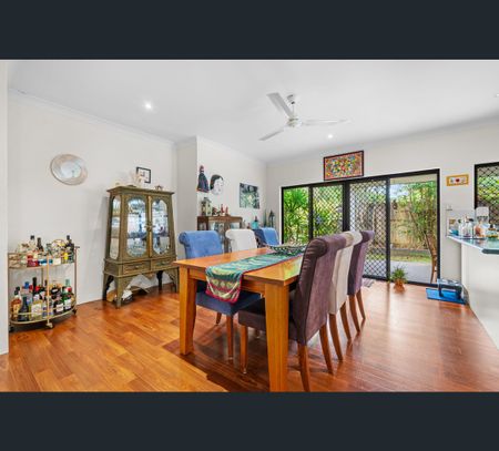 27 Pilosa Street, Redlynch, Qld 4870 - Photo 2