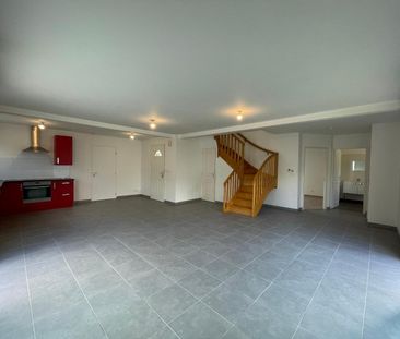 Location Maison 5 pièces 127m² MURS ERIGNE 49610 - Photo 1