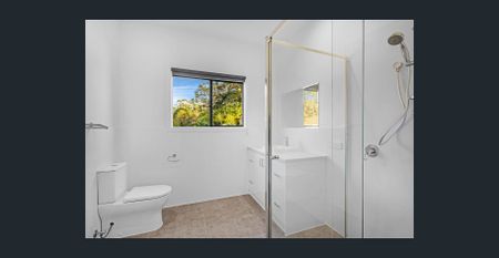 Stunning Home in Central Area! - Photo 3