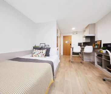 Silver Studio - Photo 6