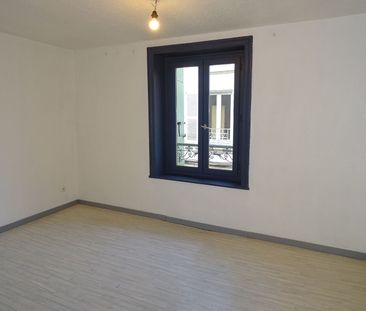 Location Appartement 3 pièces 73m² - Photo 2