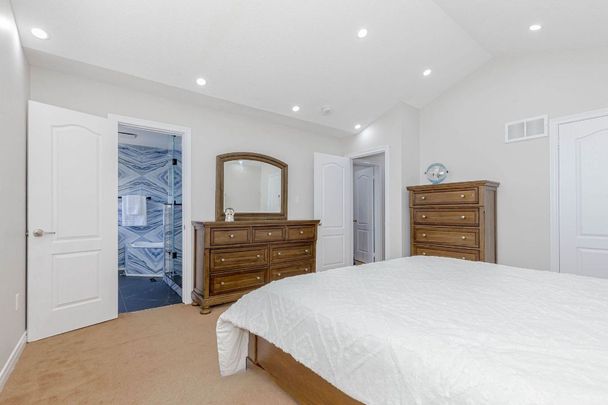 For Lease - 21 Iceland Poppy Trail, Brampton, Ontario - Photo 1