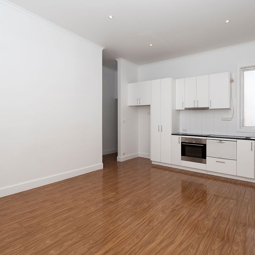 1161A Glen Huntly Road, Glen Huntly VIC 3163 - Apartment For Rent | Domain - Photo 1