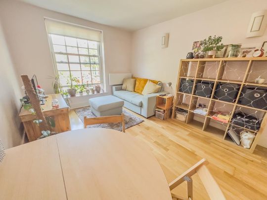 1 bedroom apartment to rent - Photo 1