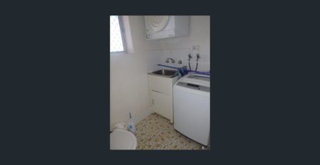 Fully Furnished Unit - Photo 3