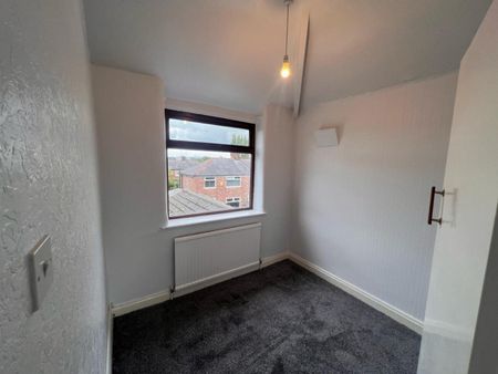 3 bedroom House To Let - Photo 5
