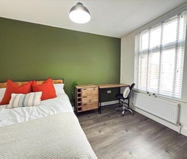 6 bedroom house to rent - Photo 3