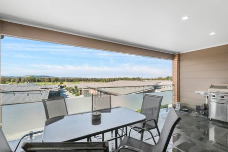 Spacious Family Home with Stunning Outlook and Prime Lakeside Location! - Photo 5