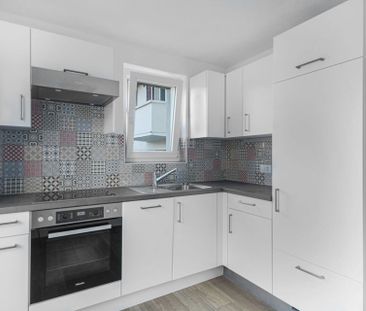 Tavannes, bel appartement rénové de 3.5 pièces avec balcons - Photo 2