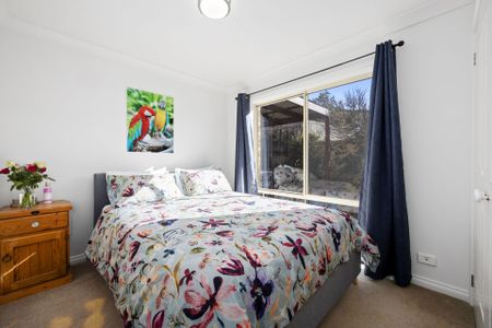 8 Binaburra Place, Queanbeyan - Photo 2