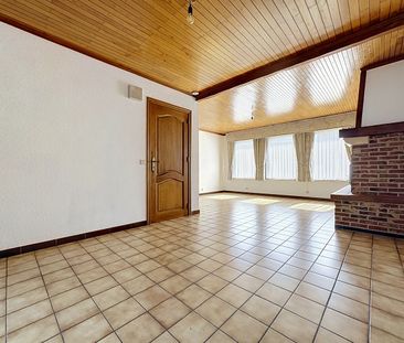 Huis te huur in Sint-Lievens-Houtem met 4 slaapkamers - foto 2