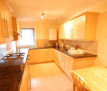 2 bedroom apartment to rent - Photo 4