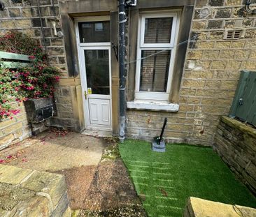 2 bedroom terraced house to rent - Photo 5