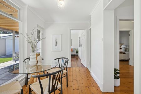 Stone-Fronted Heritage with a Modern Edge - Photo 4