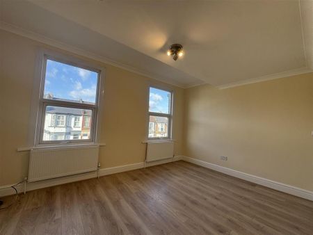 7 bedroom terraced house to rent - Photo 4