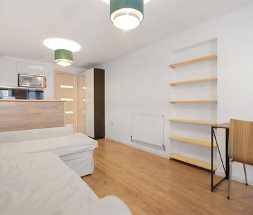 Studio to rent - Photo 3