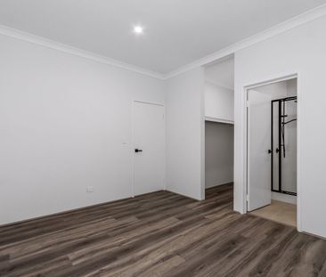 MODERN & LOW-MAINTENANCE LIVING IN HARRISDALE GREEN - Photo 2