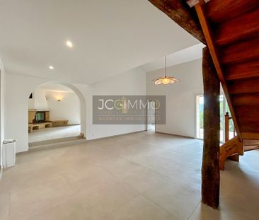 Location Maison 4 pièces 154m² CARNOULES 83660 - Photo 1